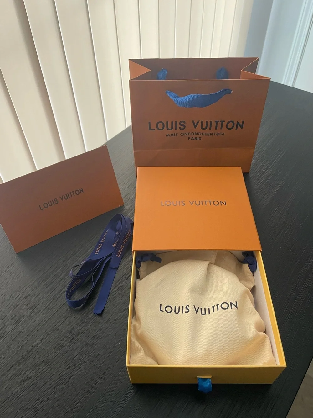 Louis Vuitton louis vuitton